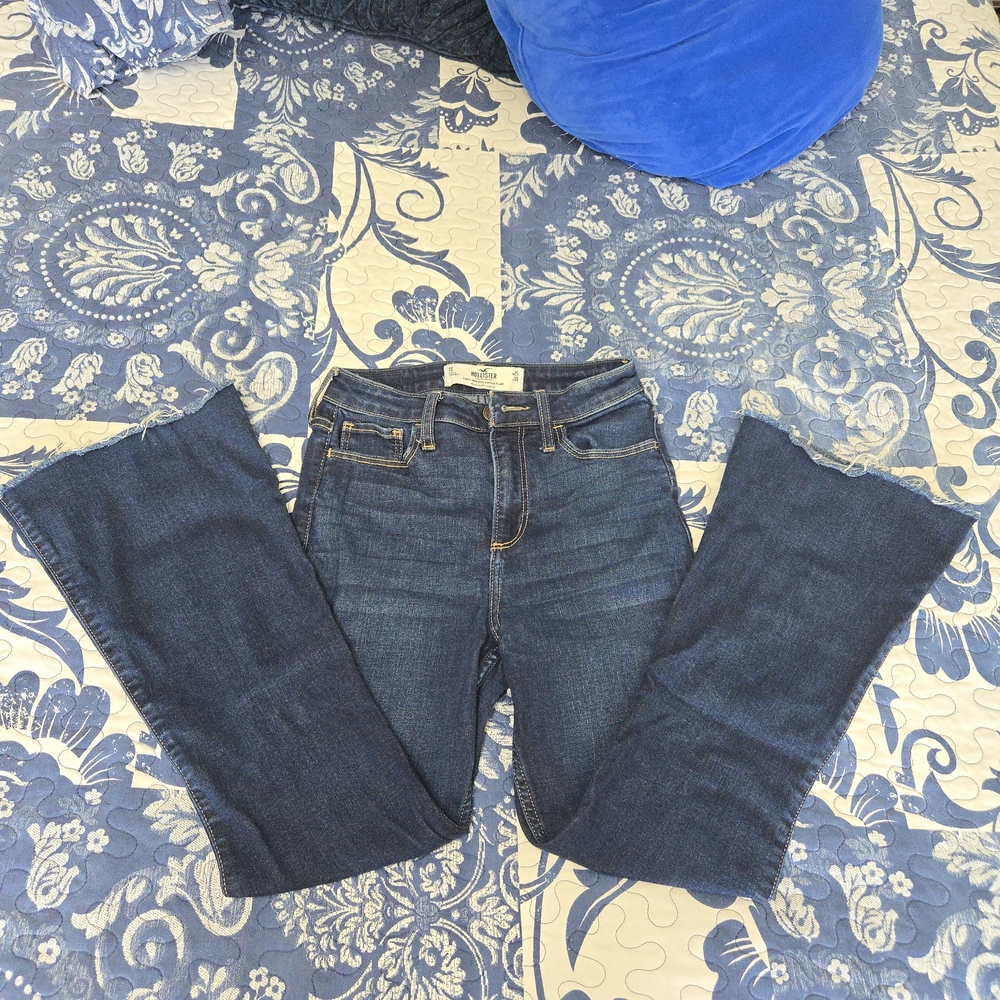 Hollister Curvy Vintage High Rise Flare Jeans